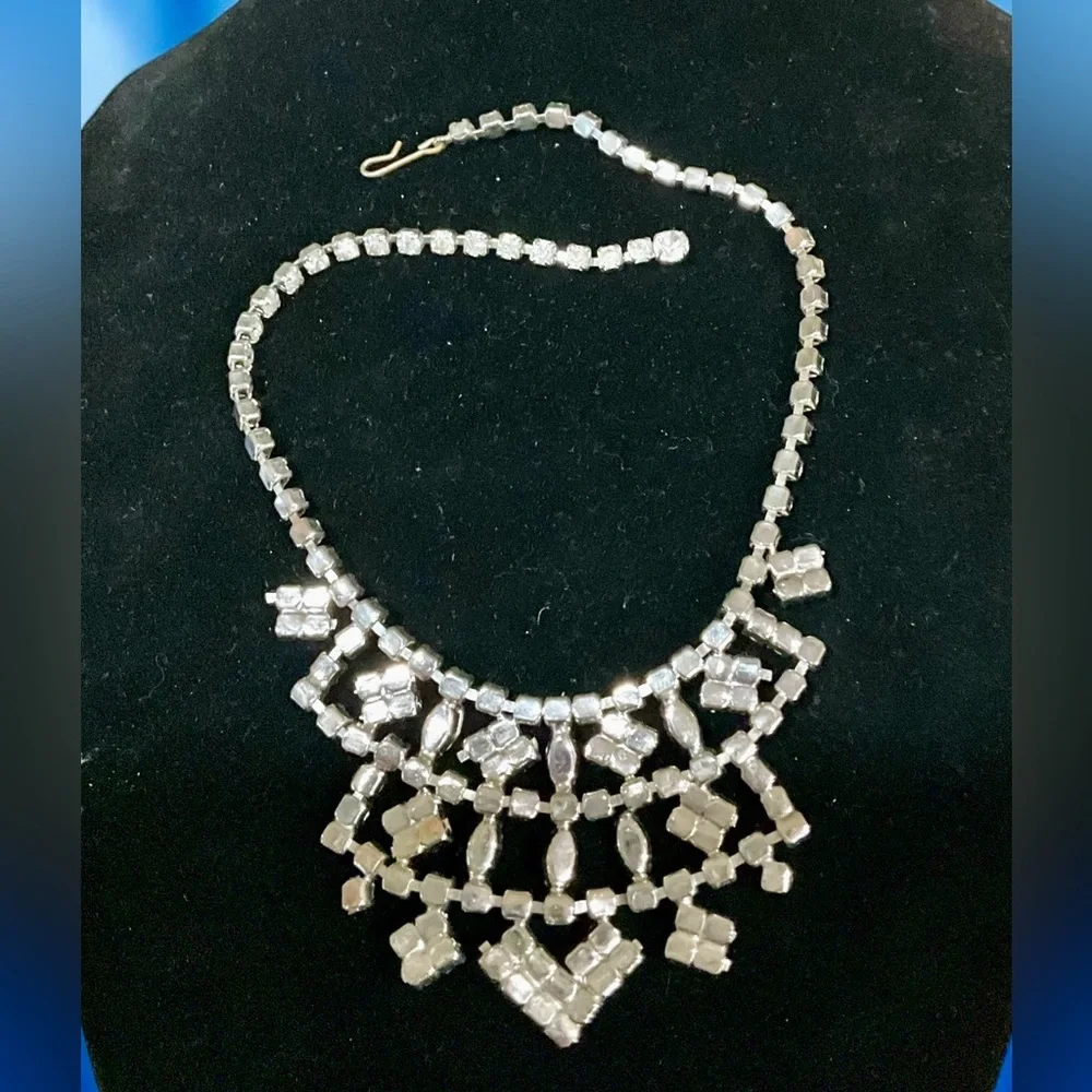 🚩SOLD🚩 Vintage Art Deco Rhinestone Necklace - Elegant Evening Choker Necklace - Picture 4 of 4